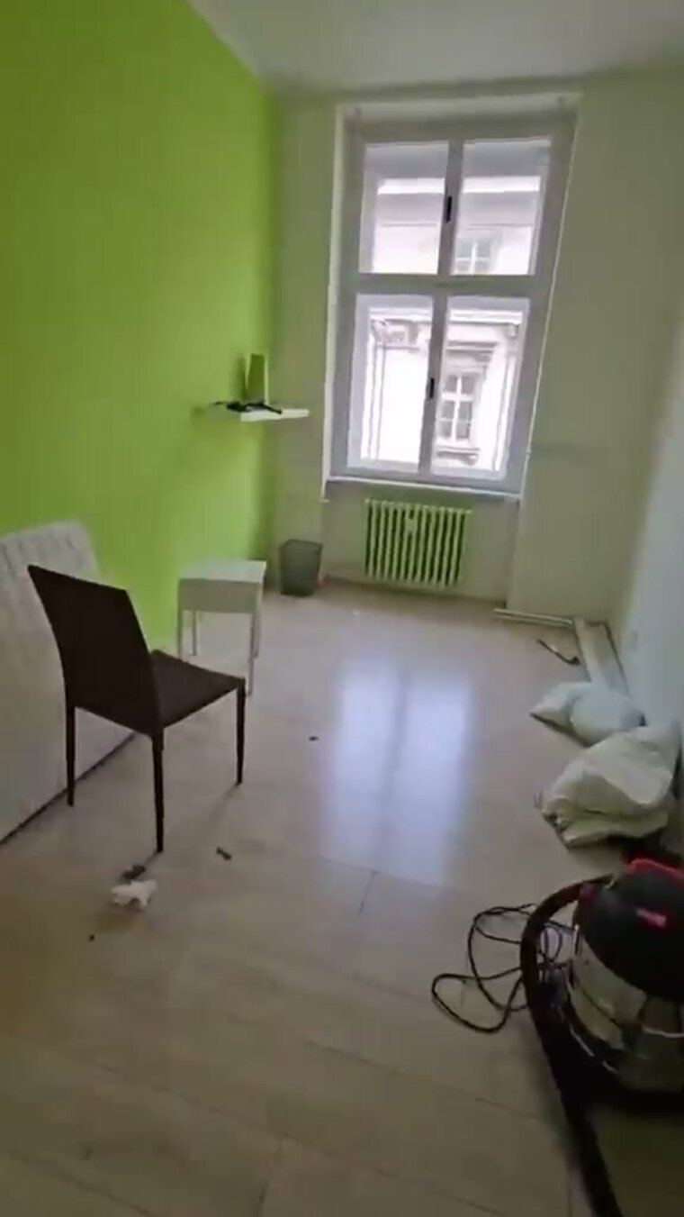 Living room, Before