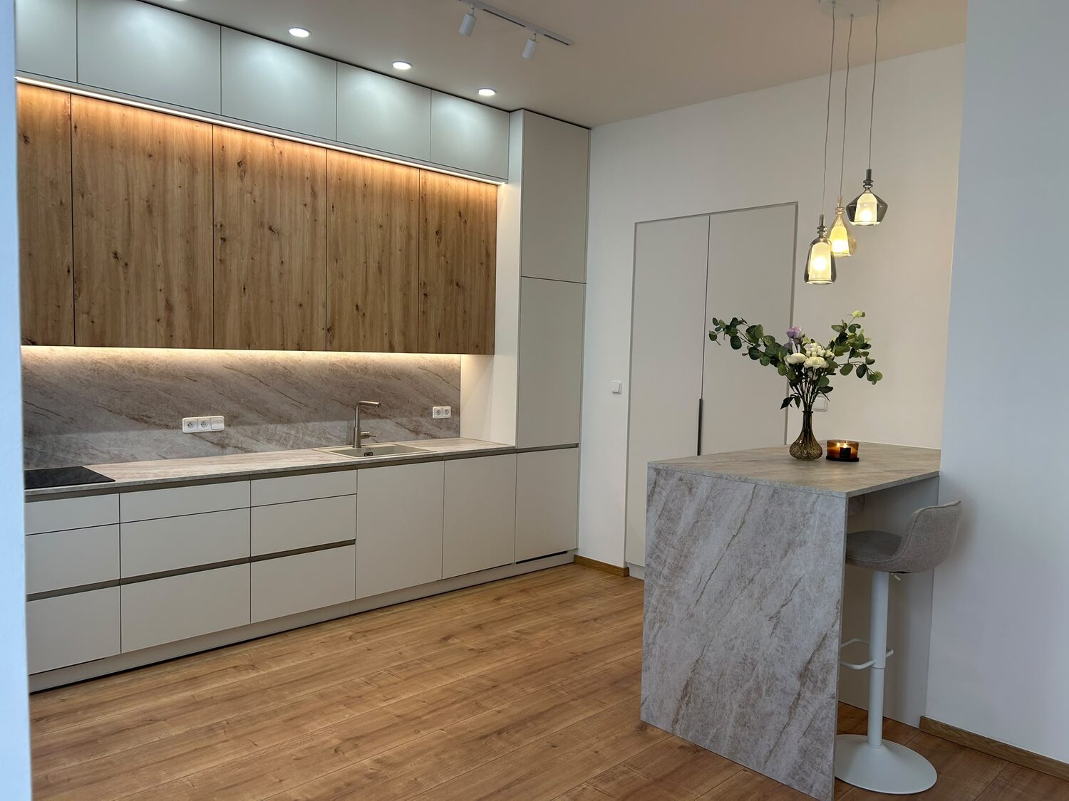 Custom kitchen by 8 infinity